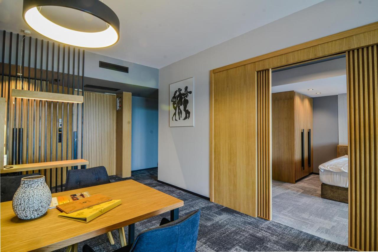 Boutique Hotel By Blacksearama Balchik Esterno foto