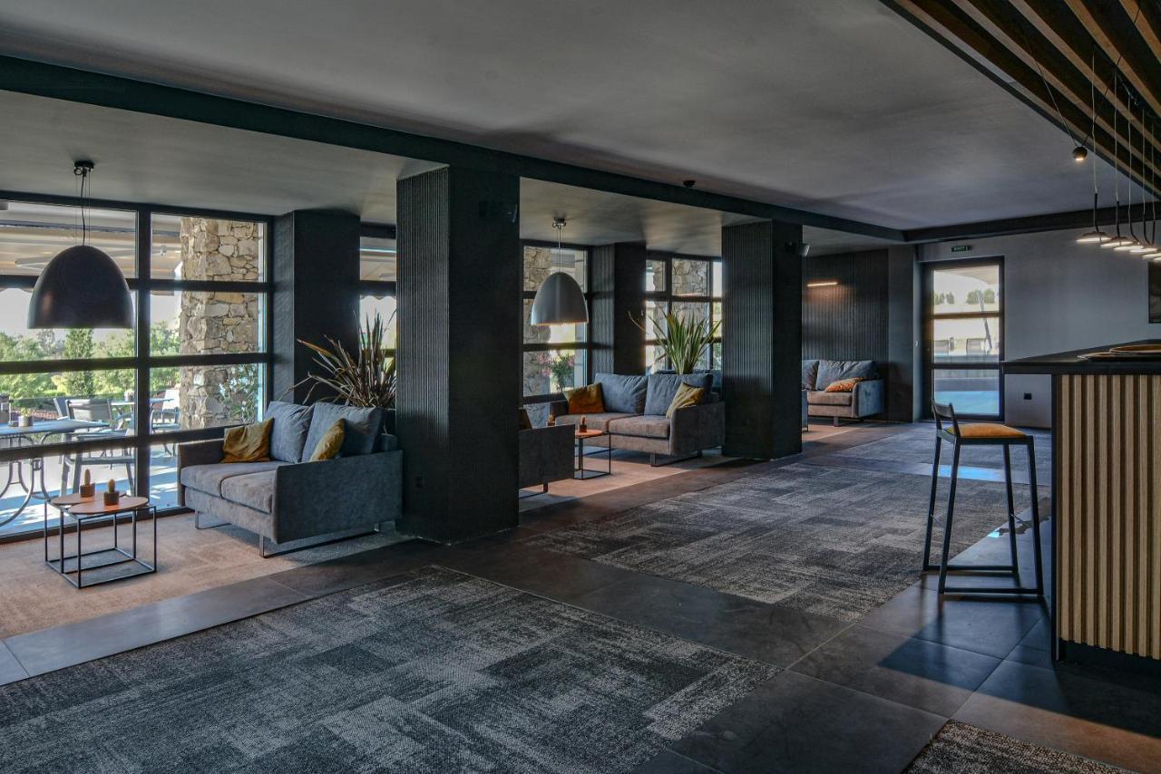 Boutique Hotel By Blacksearama Balchik Esterno foto